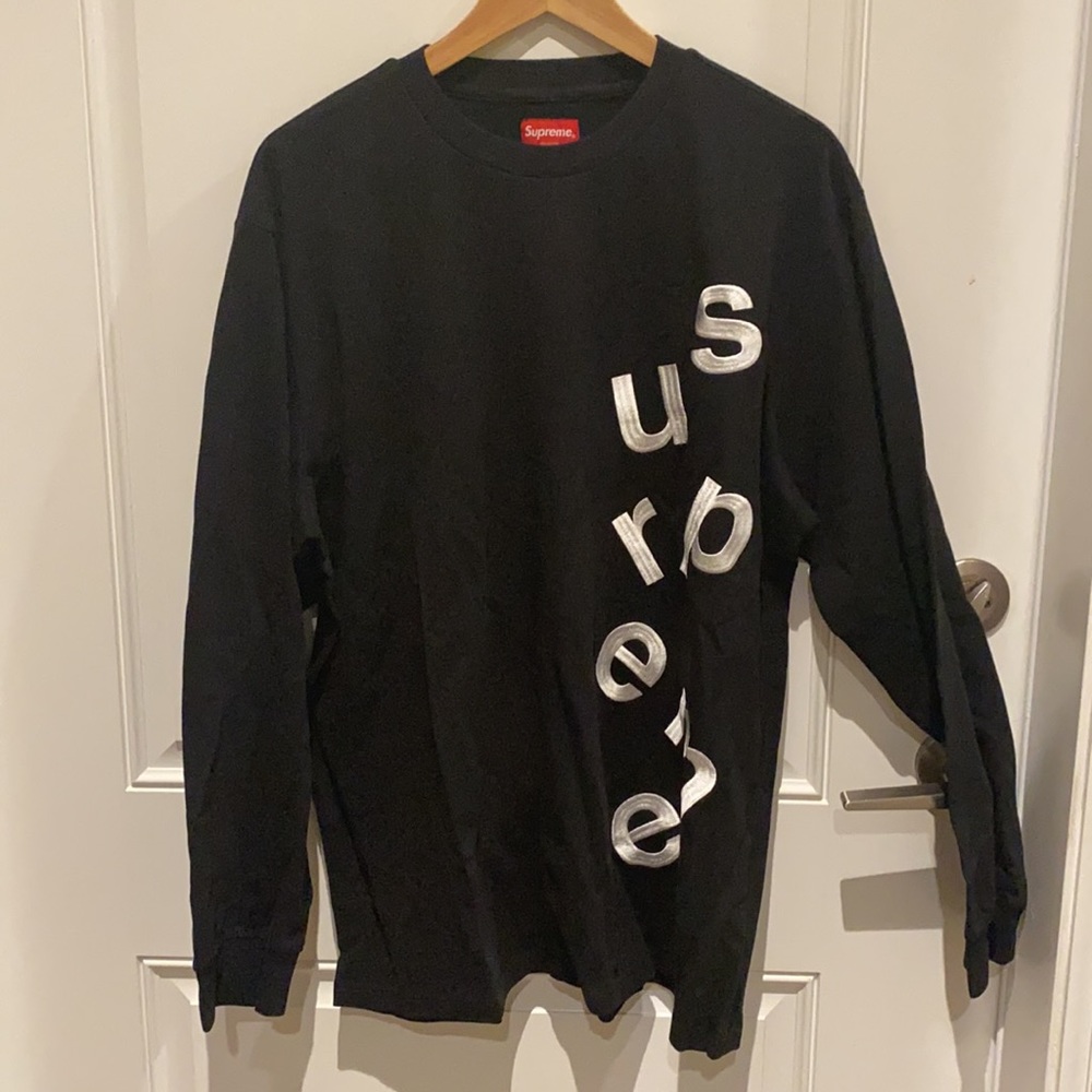 Supreme LOGO - Picture 2 of 5